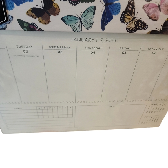Desk calendar pad 12- month Jan - Dec 2024 NEW Butterflies School Dorm Home - Picture 3 of 4